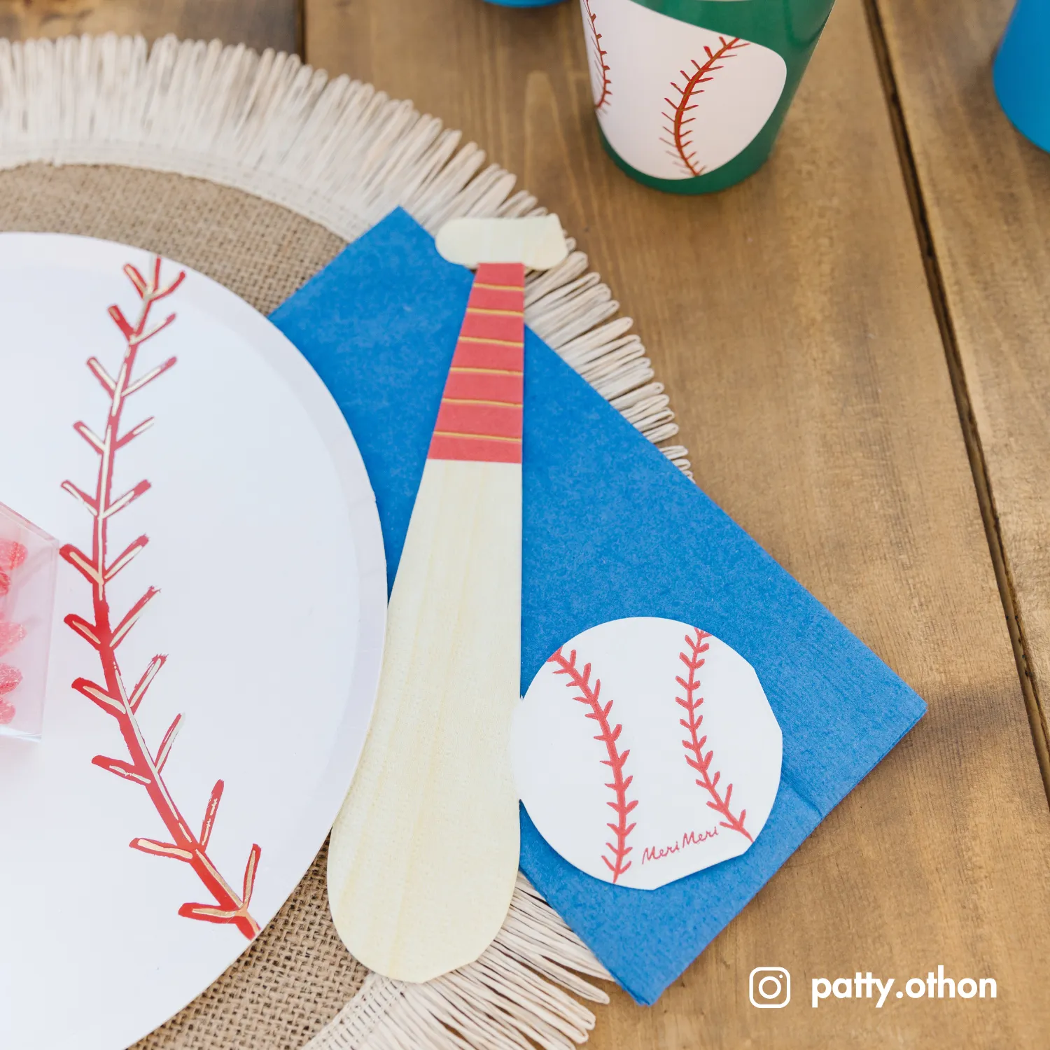 BASEBALL NAPKINS