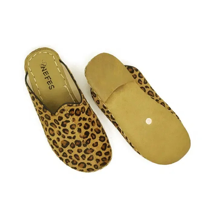 Closed Toe Leather Men's Slippers Yellow Leopard Print