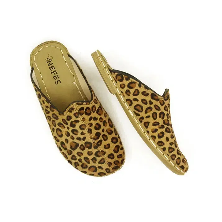 Closed Toe Leather Men's Slippers Yellow Leopard Print