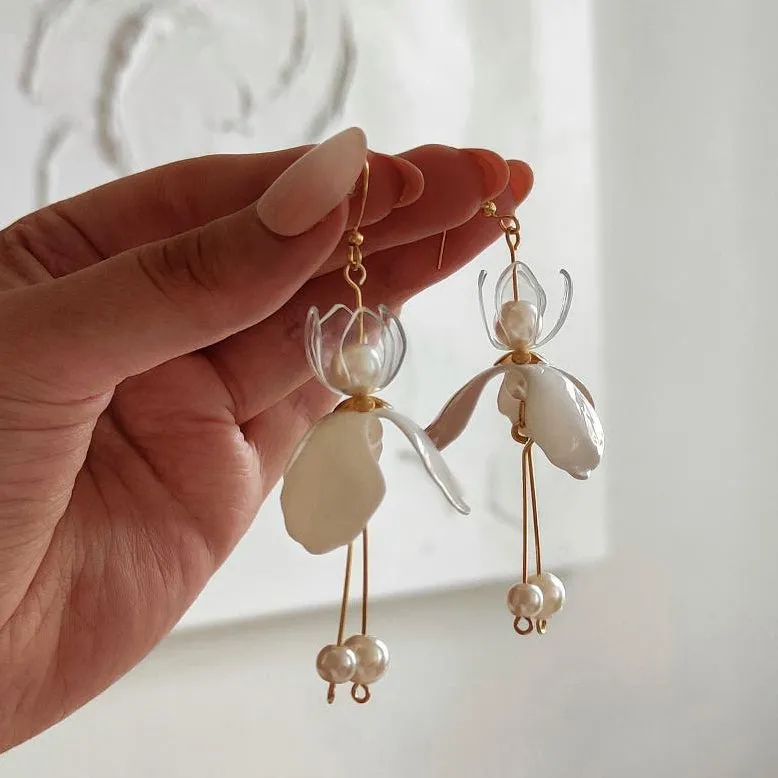 Eco-Friendly Snow Fairy Drop Earrings White