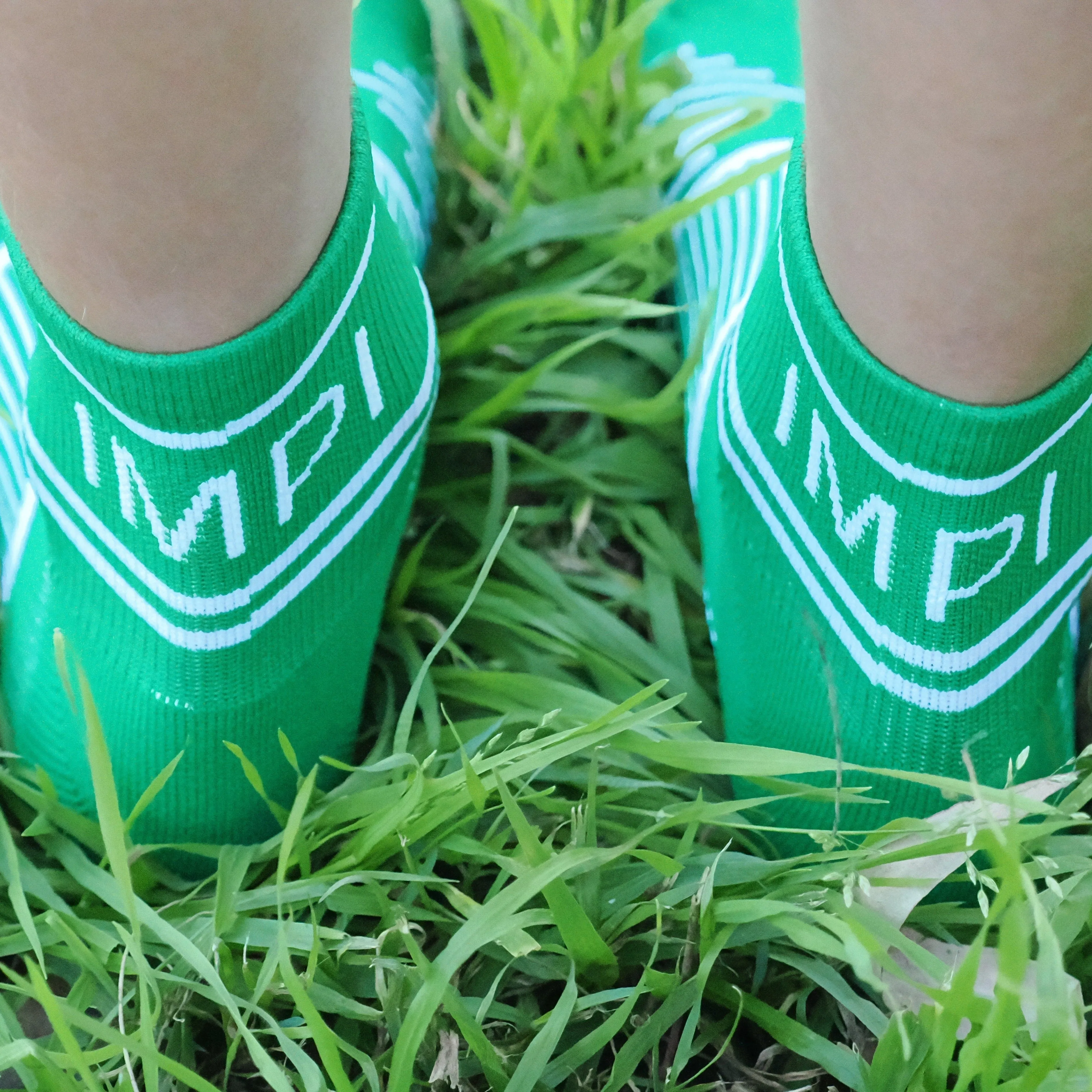 IMPI Shorter Crew Socks -Green/White